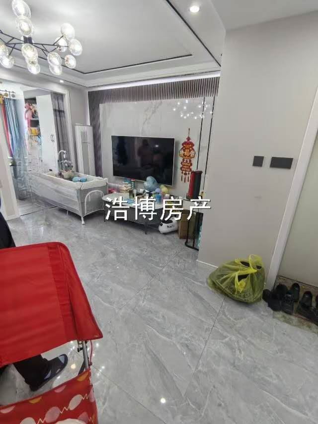 銀泉小區(qū)精裝